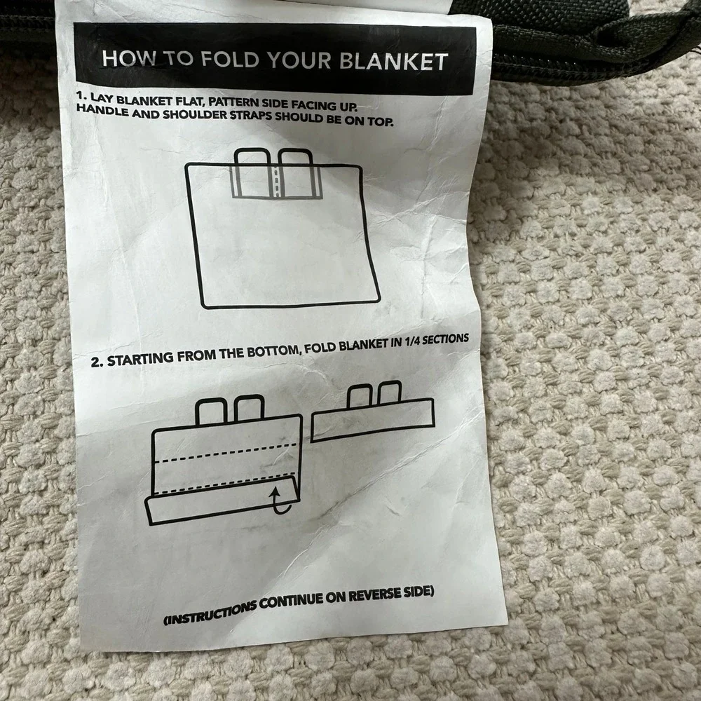 Hunter Outdoor Blanket Water-Resistant Picnic Mat Olive Navy Tote 60x70 NEW